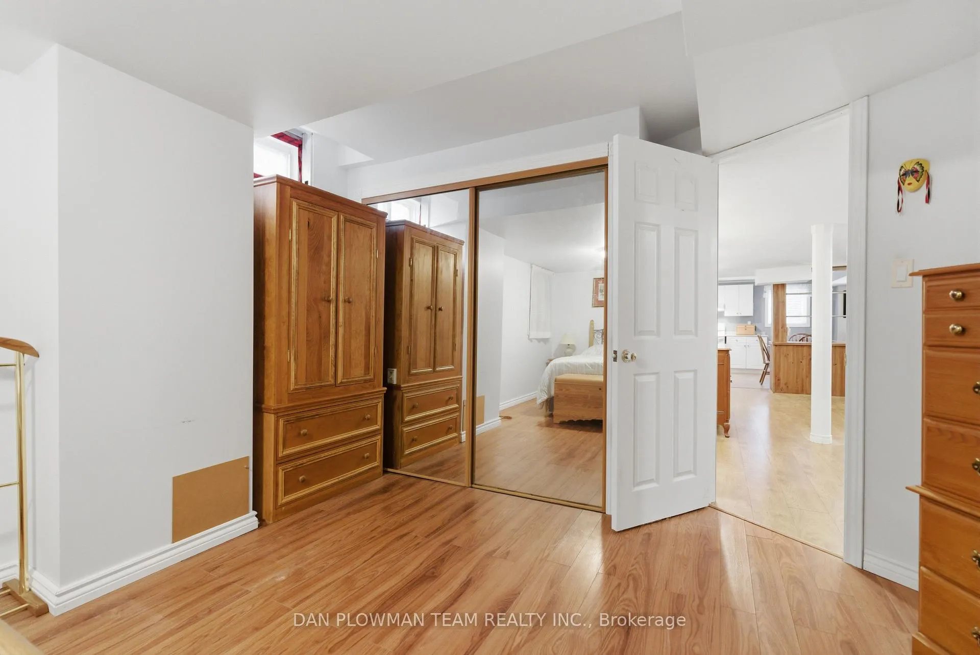 Photo 39 of 27 Hockley Avenue, Clarington, Bowmanville — HOMEH