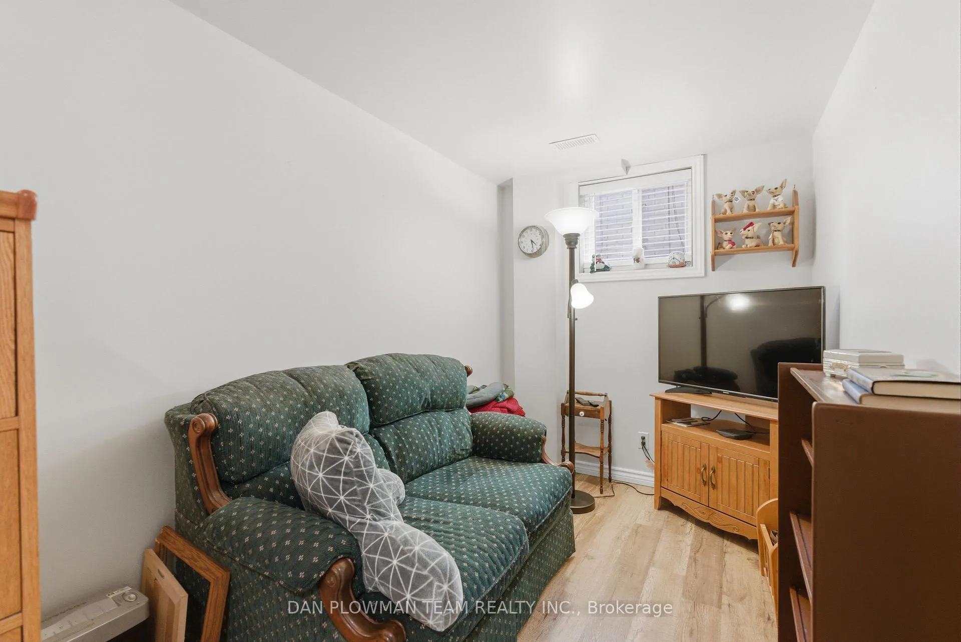 Photo 41 of 27 Hockley Avenue, Clarington, Bowmanville — HOMEH
