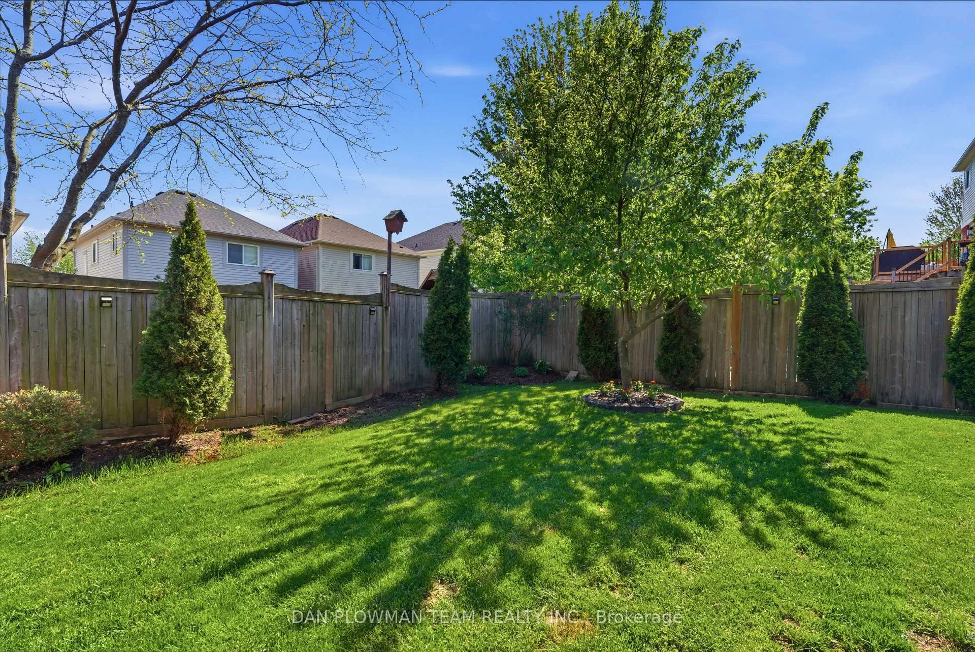 Photo 43 of 27 Hockley Avenue, Clarington, Bowmanville — HOMEH