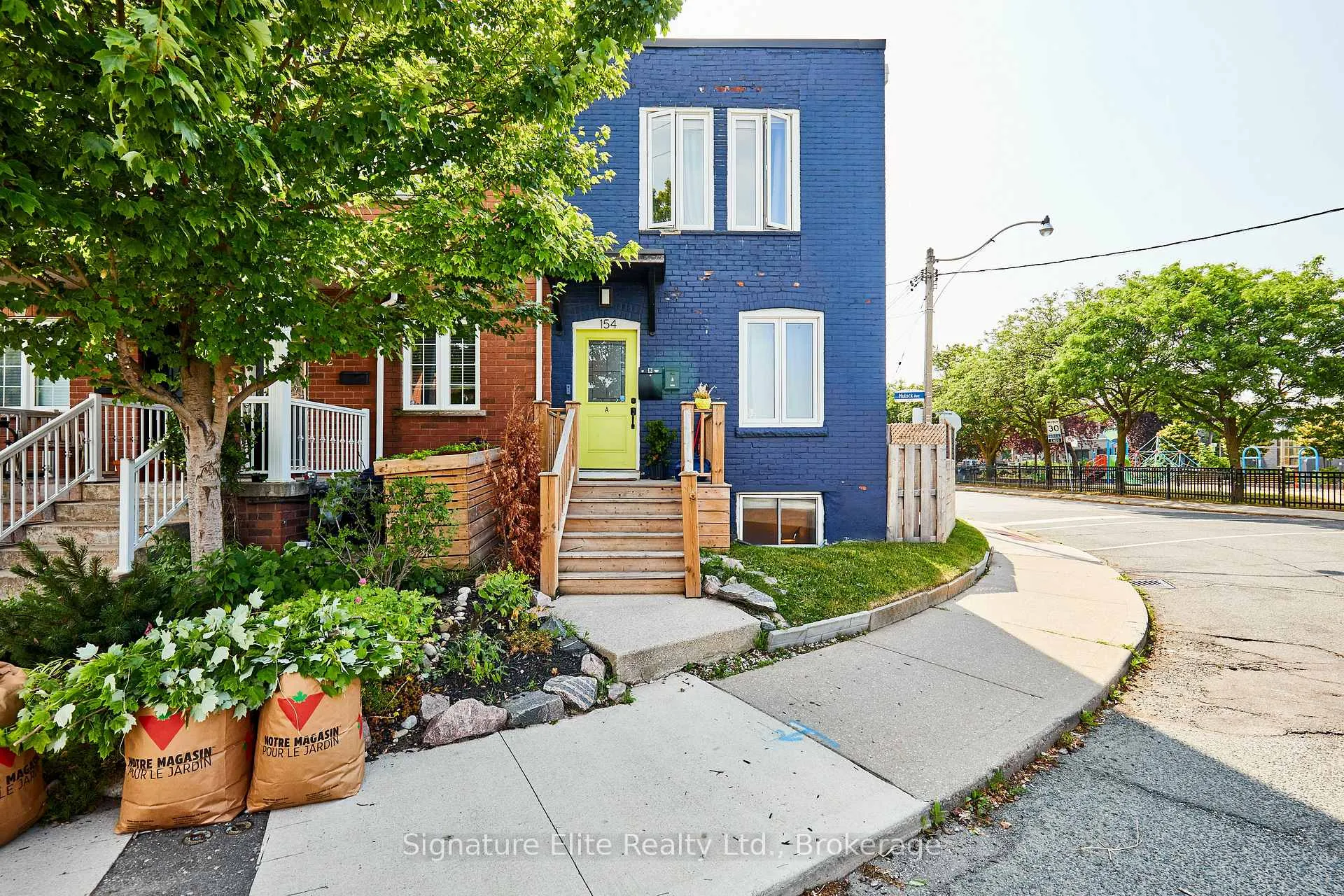 Photo 2 of 154 Mulock Avenue, Toronto, Junction Area — HOMEH