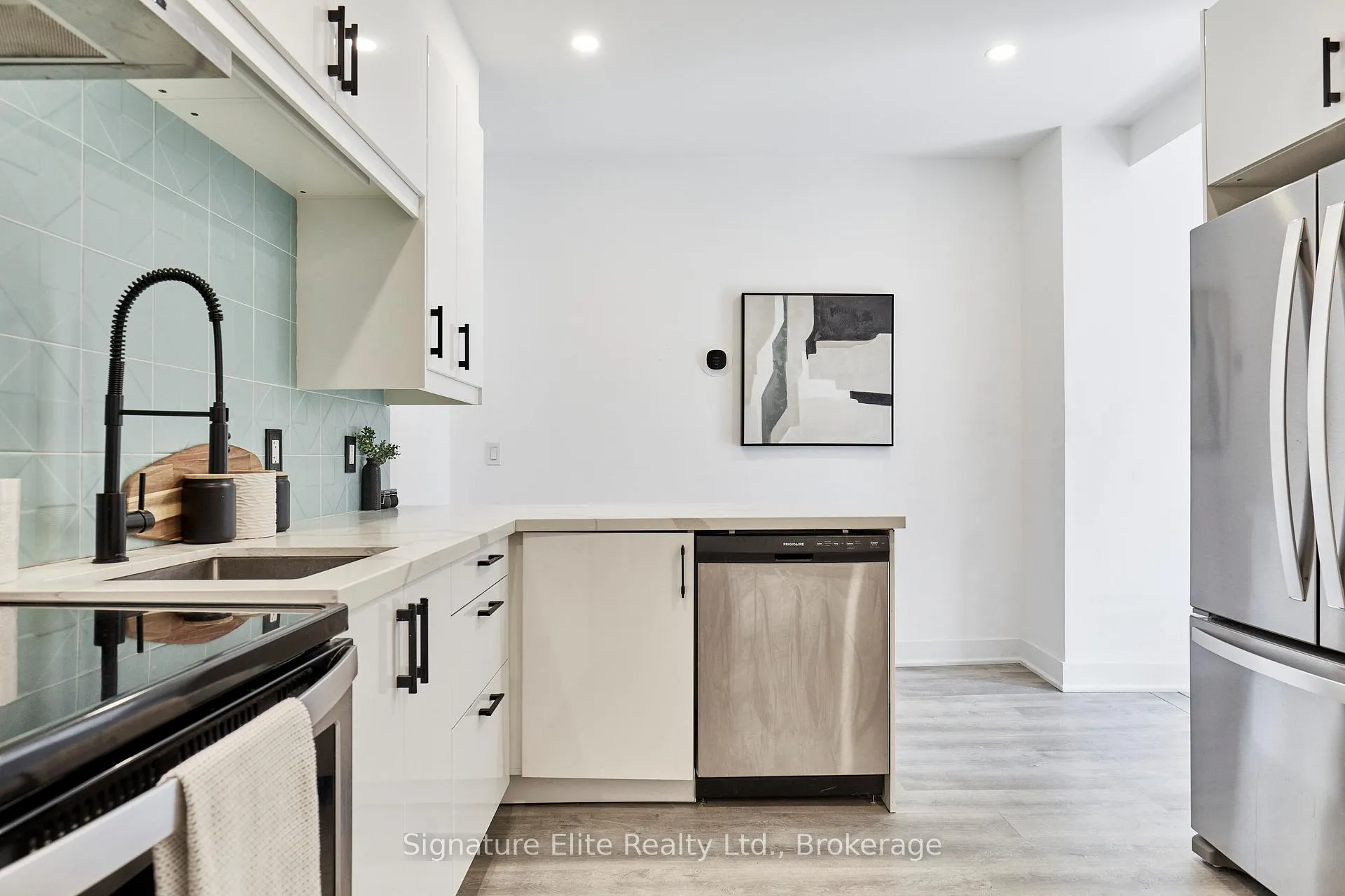 Photo 10 of 154 Mulock Avenue, Toronto, Junction Area — HOMEH