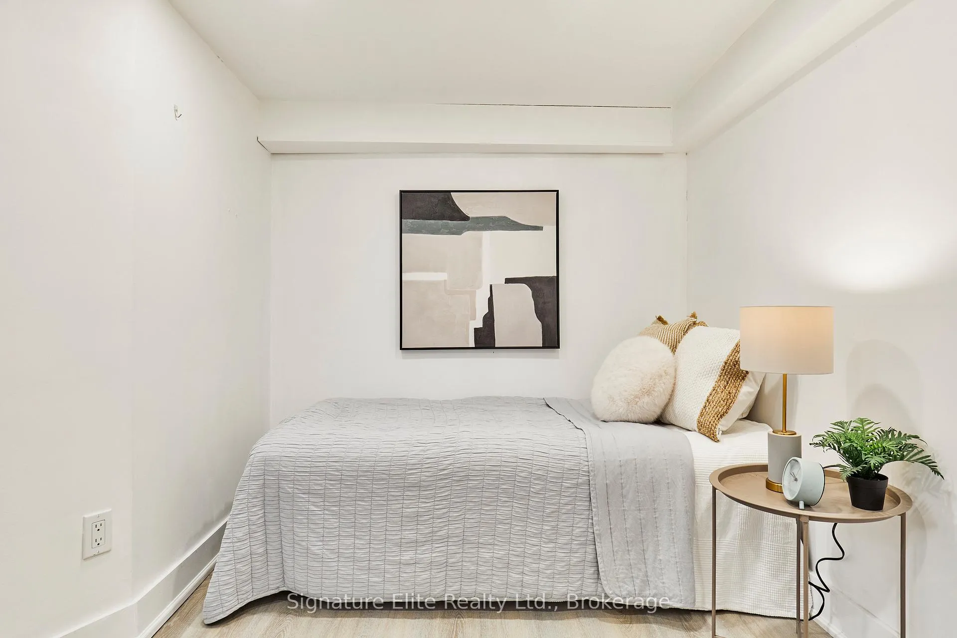 Photo 15 of 154 Mulock Avenue, Toronto, Junction Area — HOMEH