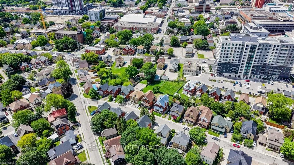 Photo 47 of 51 Irvin Street, Kitchener — HOMEH