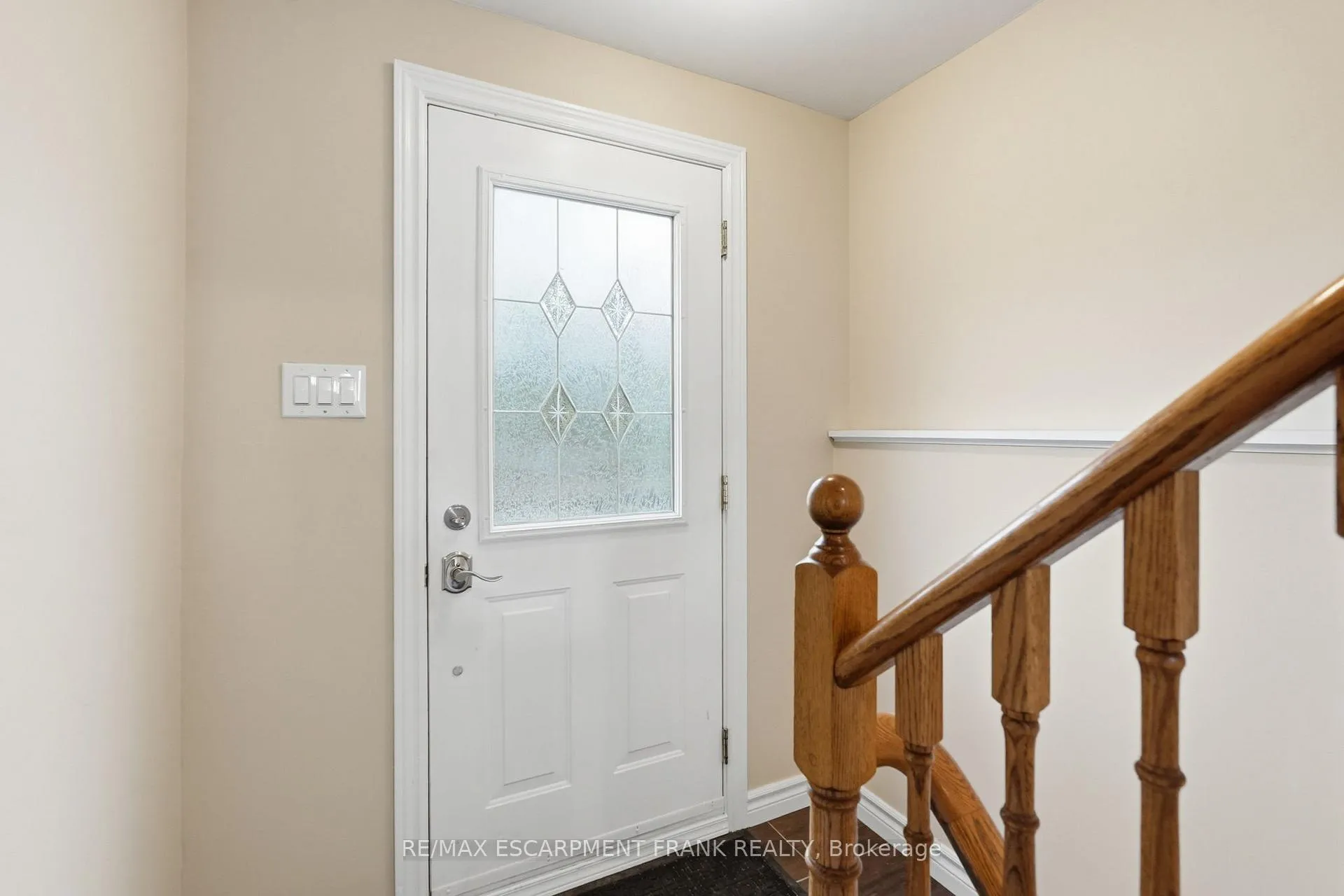 Photo 5 of 1538 Westminster Place, Burlington, Mountainside — HOMEH