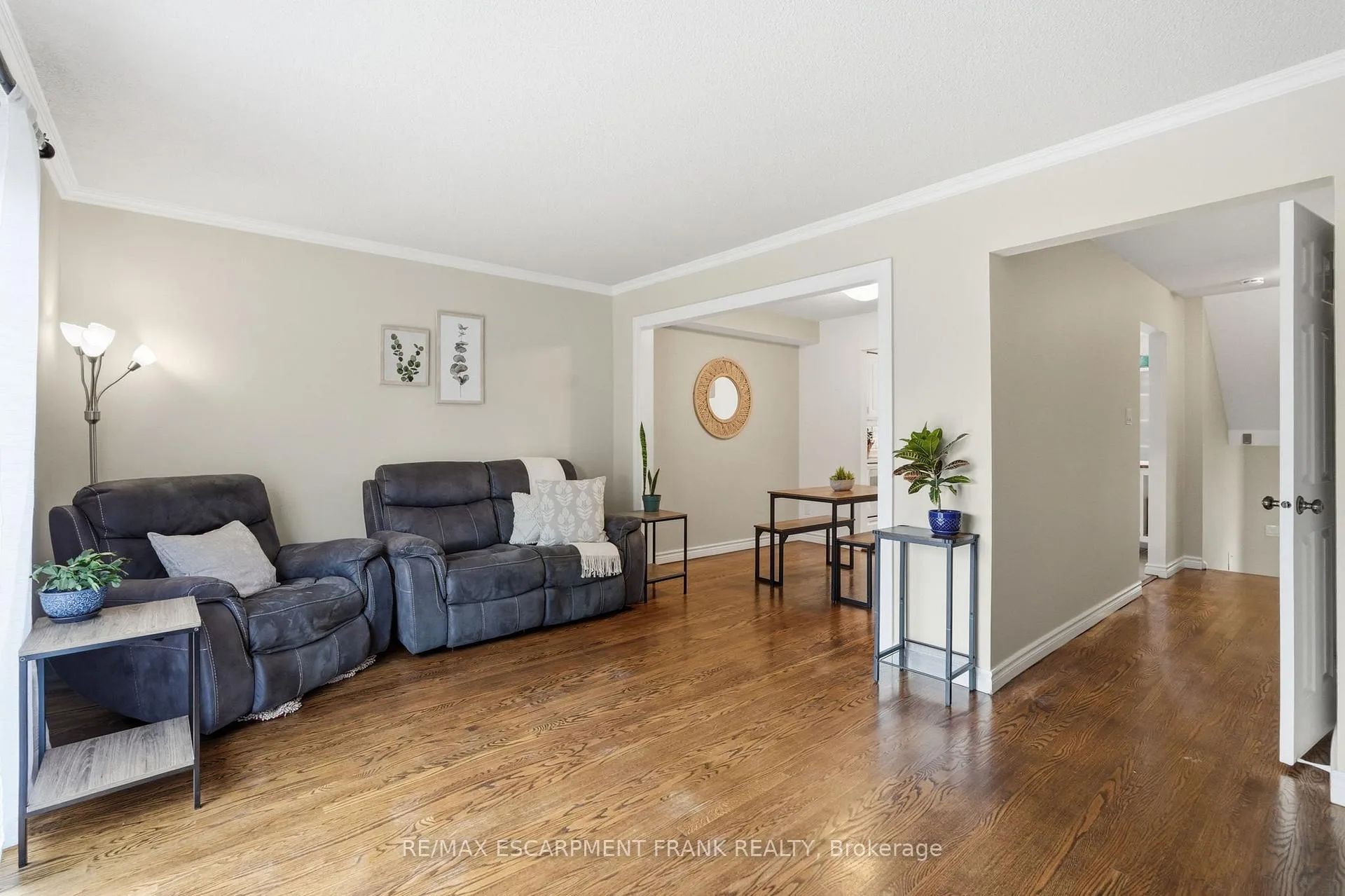 Photo 18 of 1538 Westminster Place, Burlington, Mountainside — HOMEH