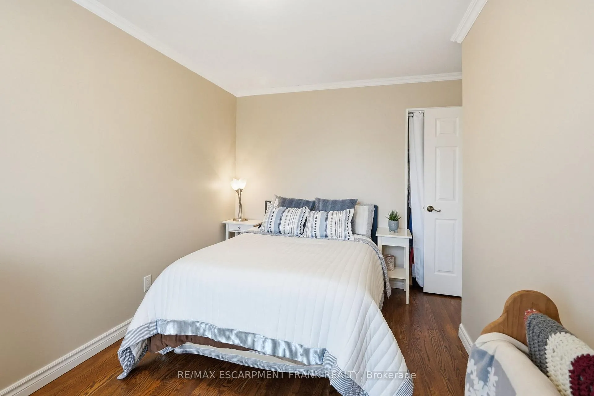 Photo 30 of 1538 Westminster Place, Burlington, Mountainside — HOMEH