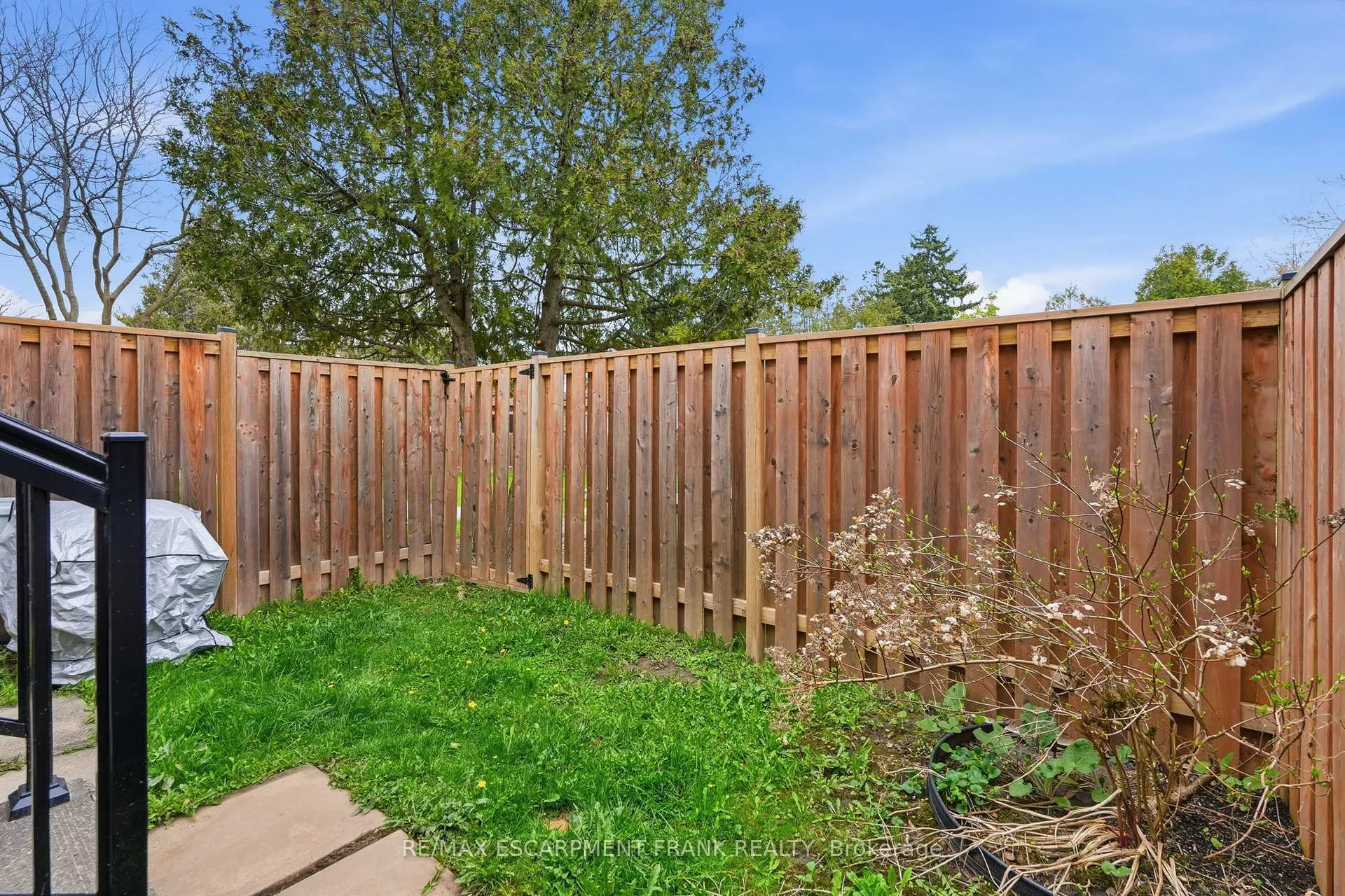 Photo 48 of 1538 Westminster Place, Burlington, Mountainside — HOMEH