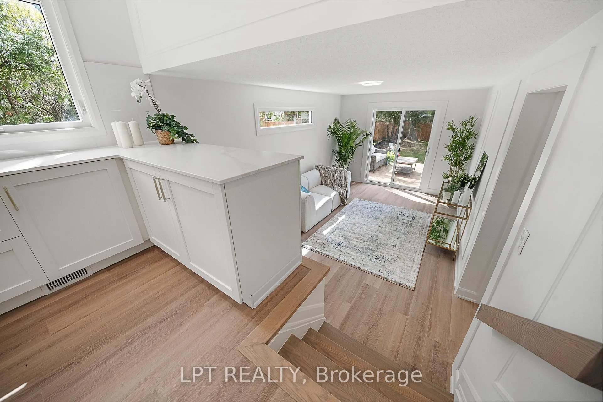 Photo 20 of 19 Moorcroft Road, Ottawa, Briargreen — HOMEH