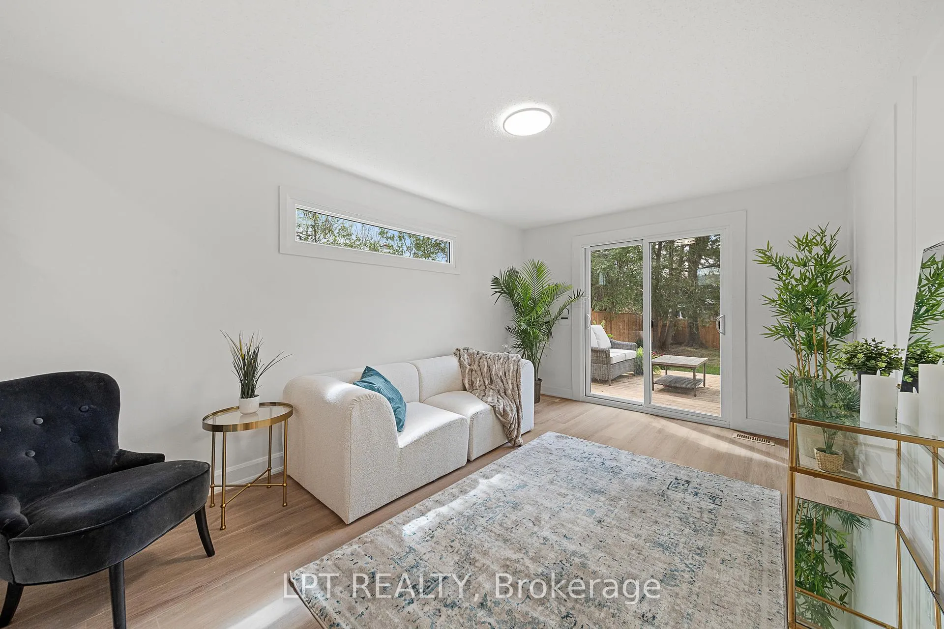 Photo 21 of 19 Moorcroft Road, Ottawa, Briargreen — HOMEH