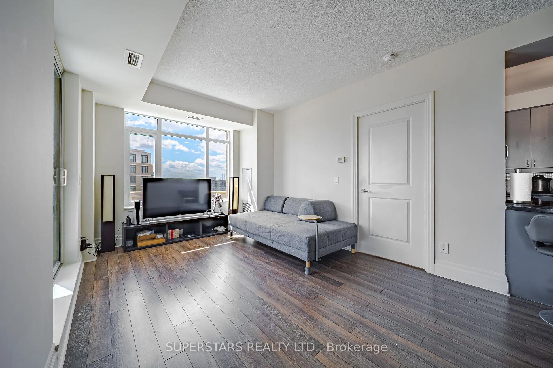 Photo 2 of Unit 809, 151 Upper Duke Crescent, Markham, Unionville — HOMEH