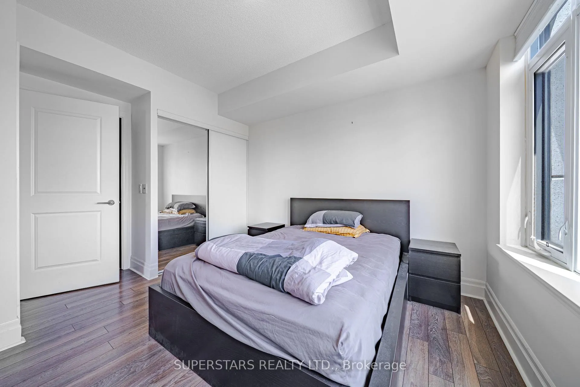 Photo 8 of Unit 809, 151 Upper Duke Crescent, Markham, Unionville — HOMEH