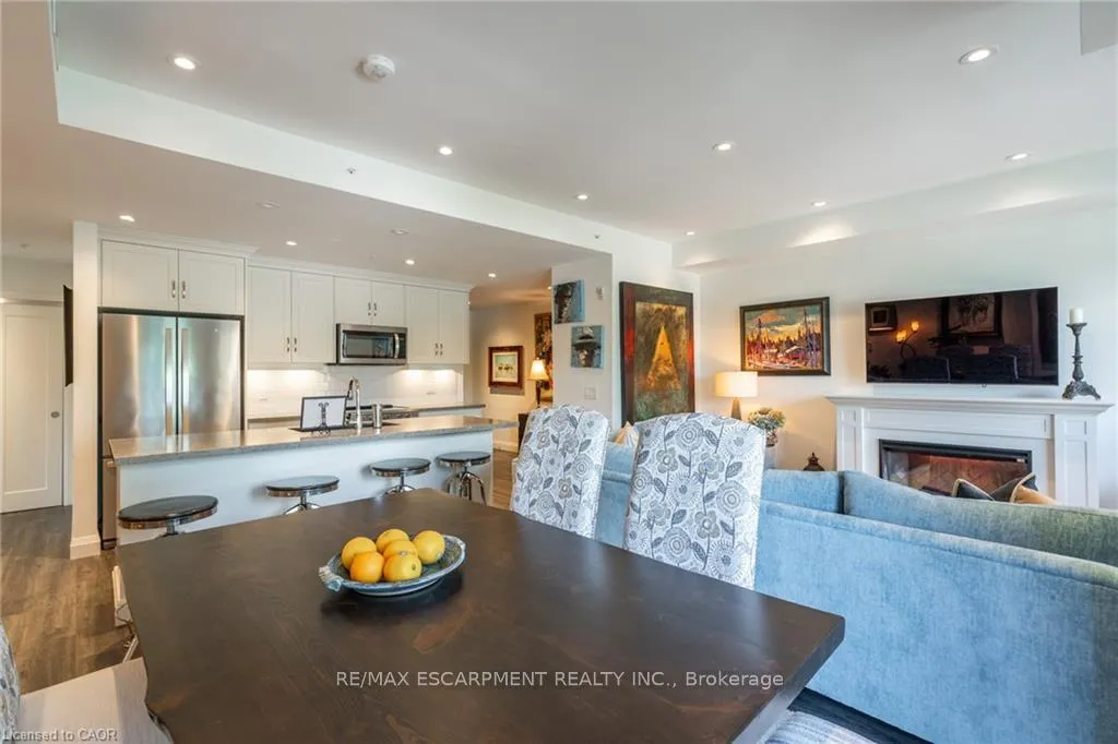 Photo 18 of Unit 213, 30 Hamilton Street S, Hamilton, Waterdown — HOMEH
