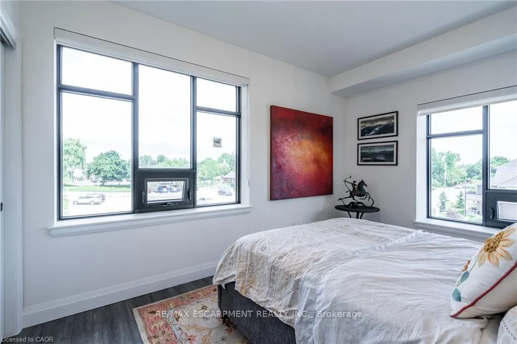Photo 30 of Unit 213, 30 Hamilton Street S, Hamilton, Waterdown — HOMEH