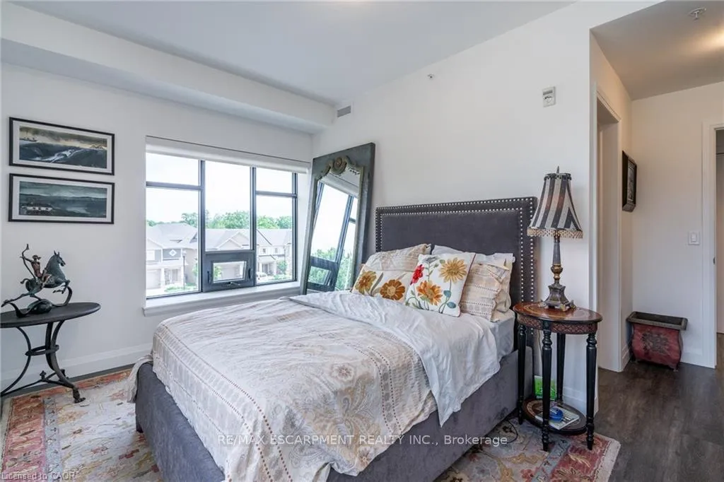 Photo 31 of Unit 213, 30 Hamilton Street S, Hamilton, Waterdown — HOMEH