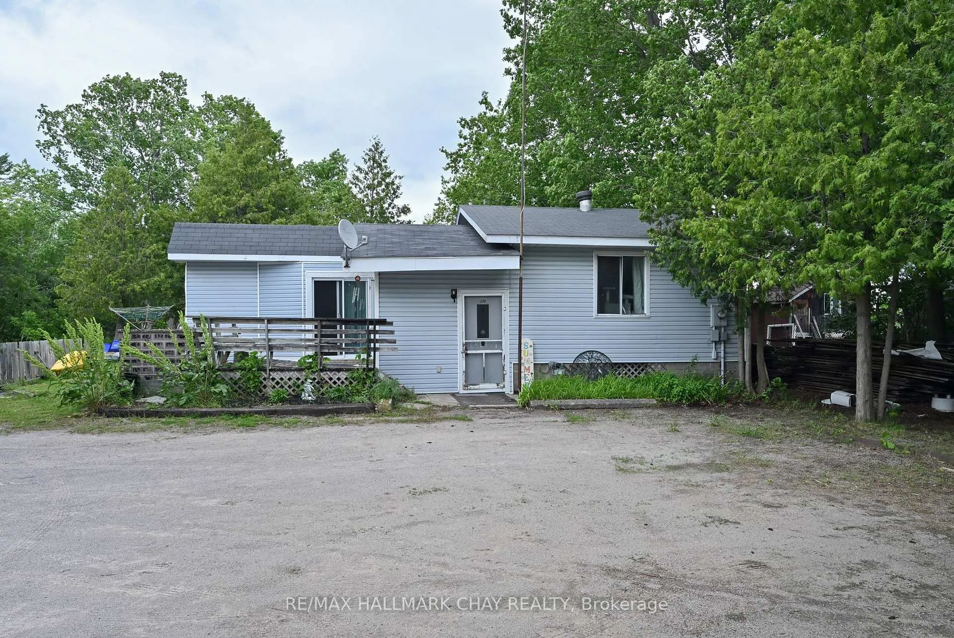 Photo 1 of 225 Park Street, Tay, Victoria Harbour — HOMEH