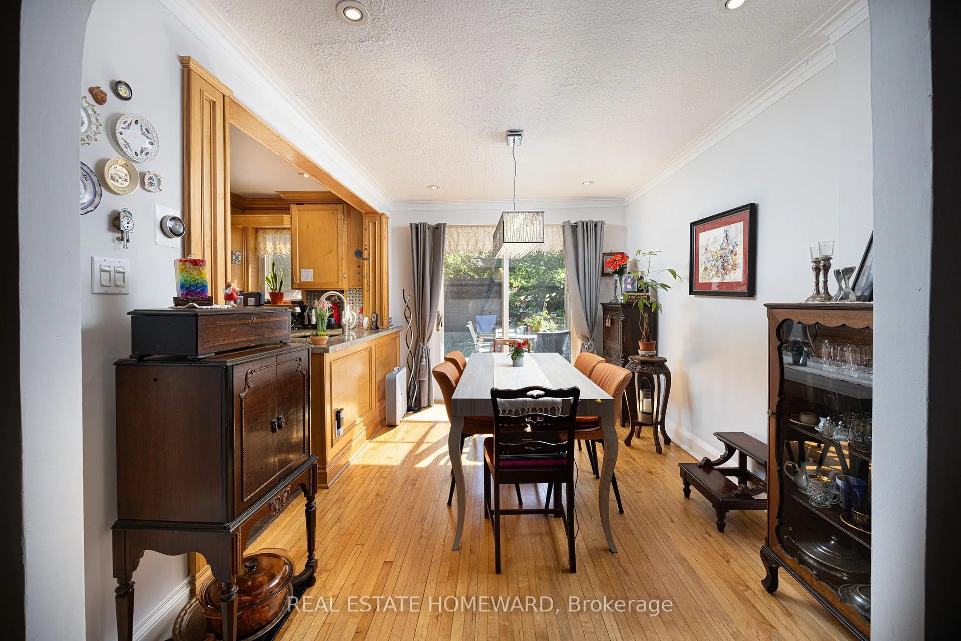 Photo 5 of 69 Hertle Avenue, Toronto, Greenwood-Coxwell — HOMEH