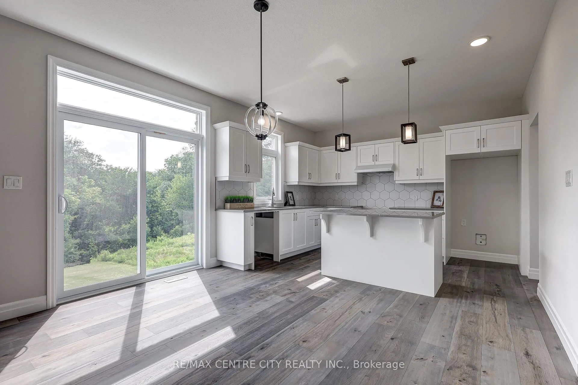 Photo 12 of 58 Aspen Parkway, Aylmer — HOMEH