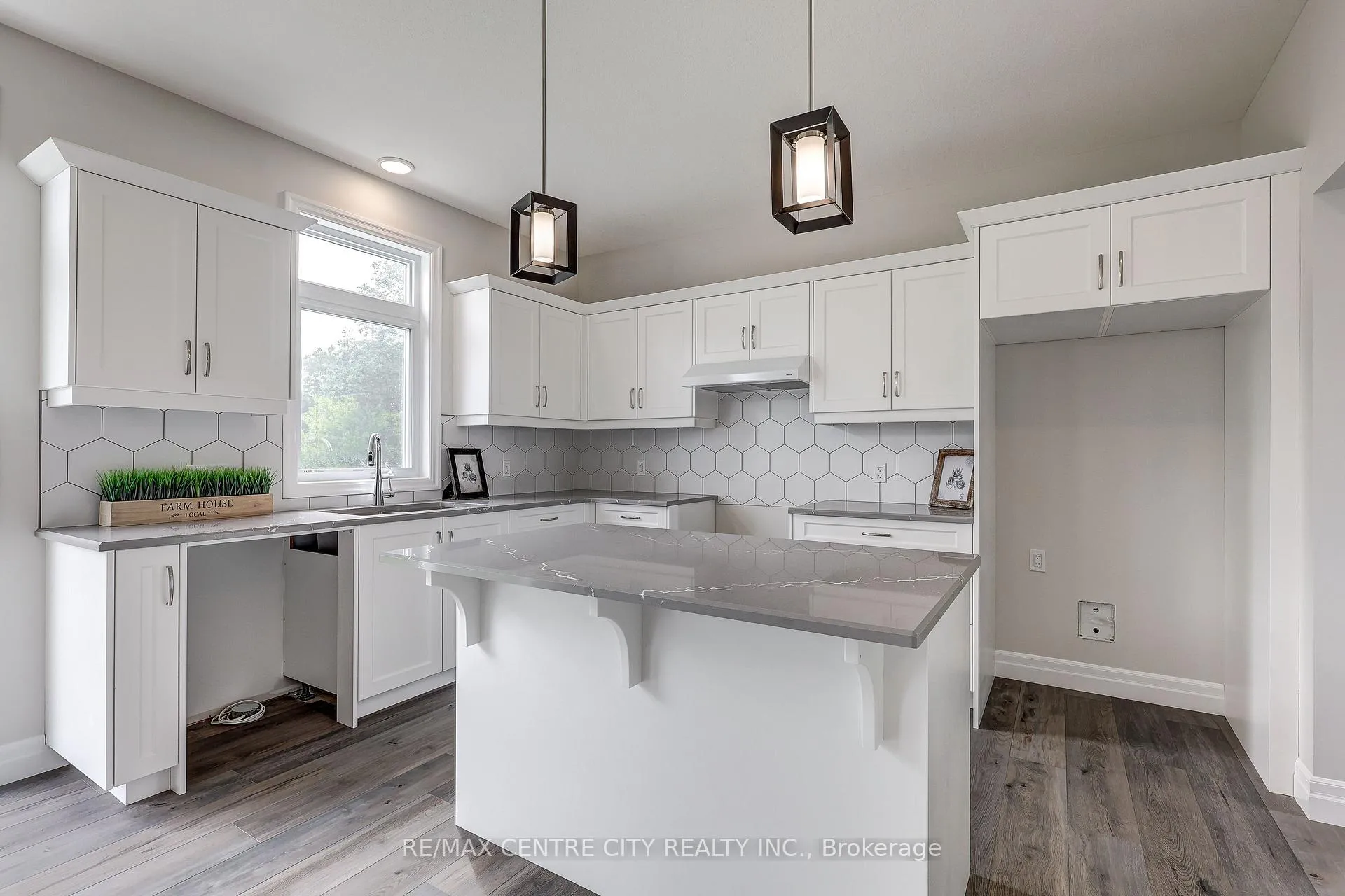 Photo 14 of 58 Aspen Parkway, Aylmer — HOMEH