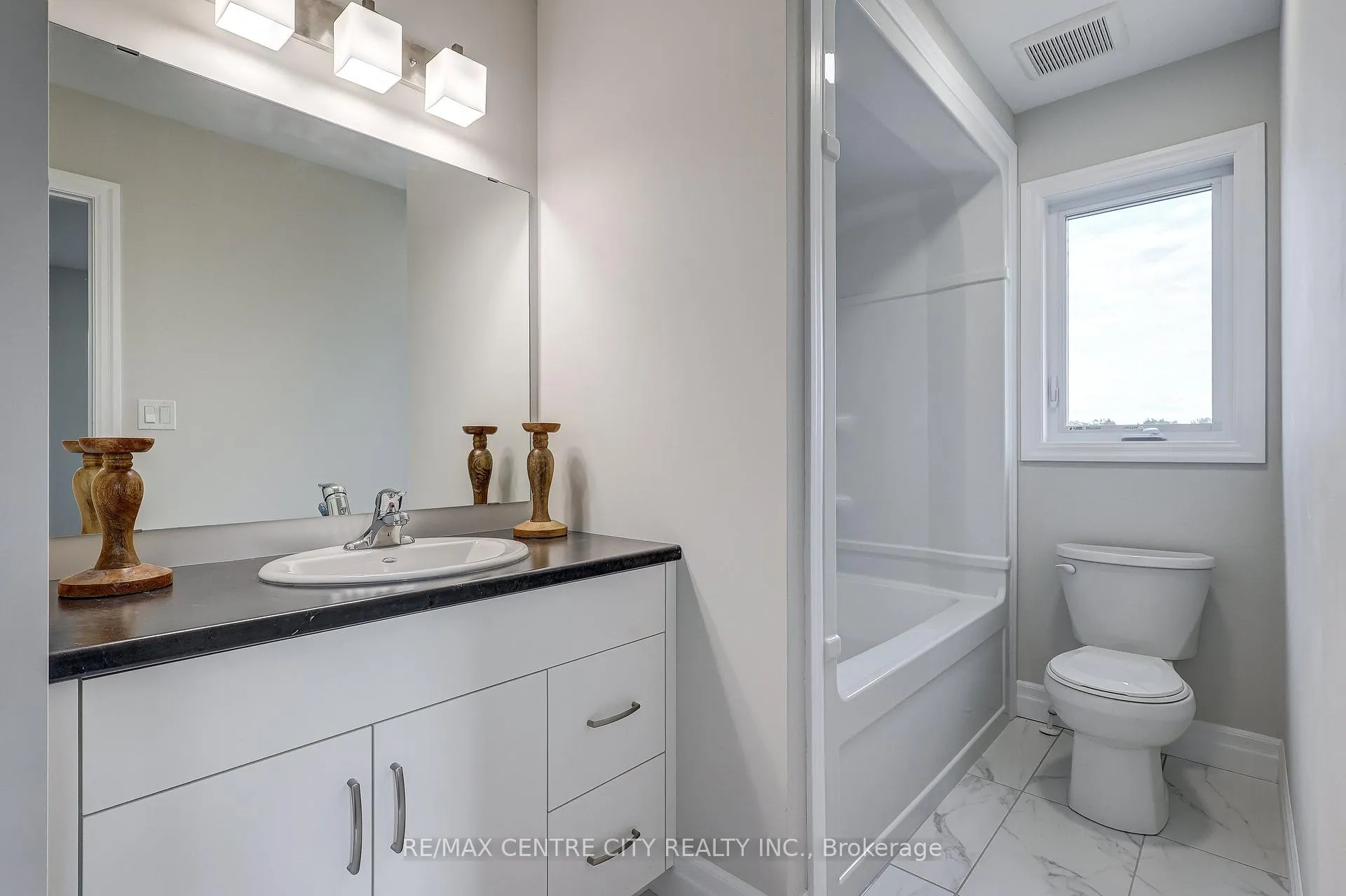 Photo 35 of 58 Aspen Parkway, Aylmer — HOMEH