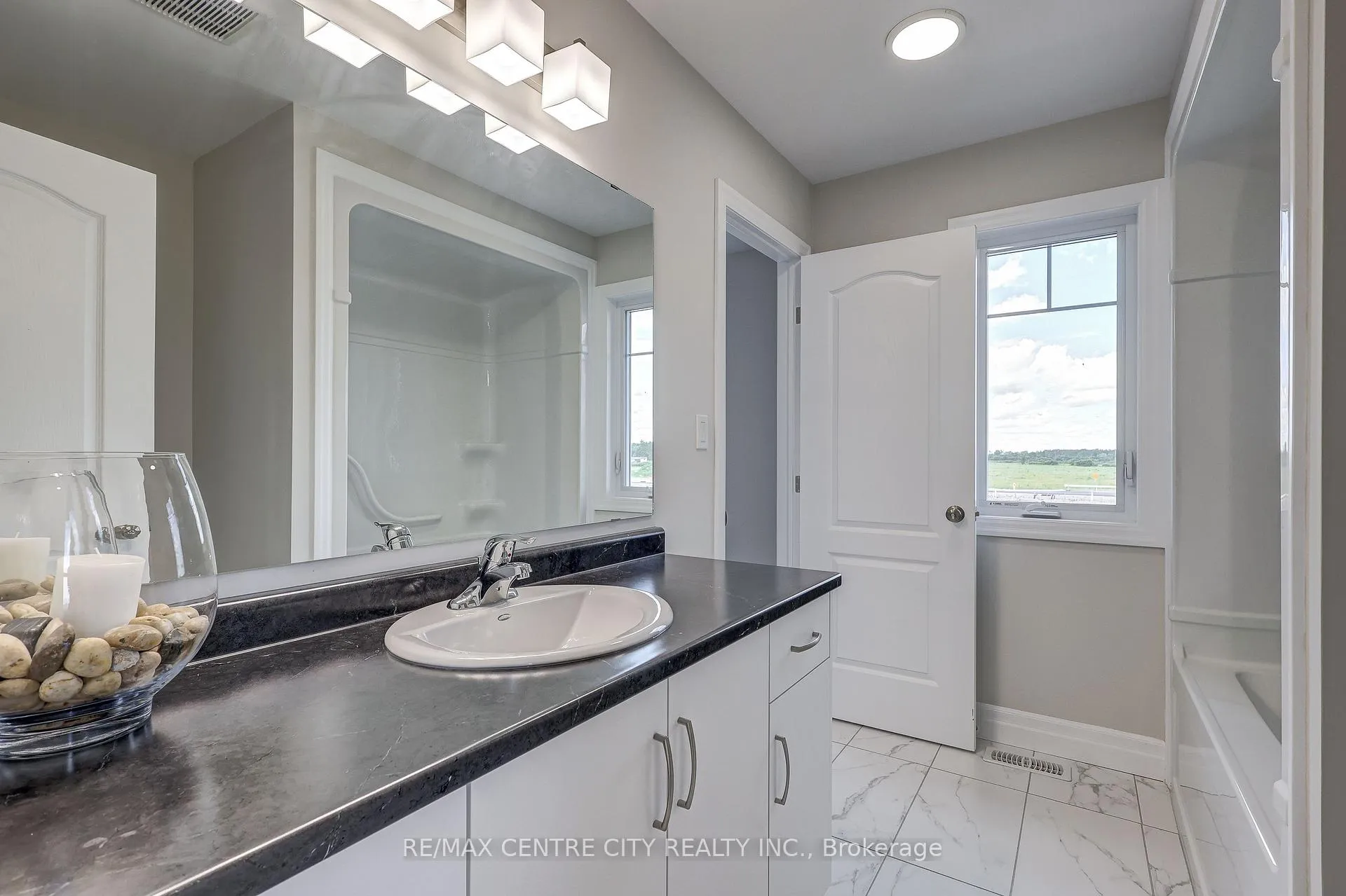 Photo 39 of 58 Aspen Parkway, Aylmer — HOMEH