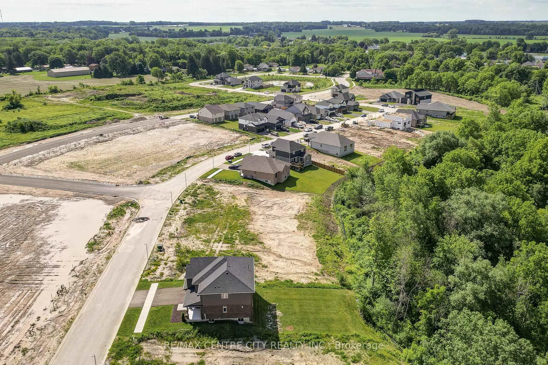 Photo 46 of 58 Aspen Parkway, Aylmer — HOMEH