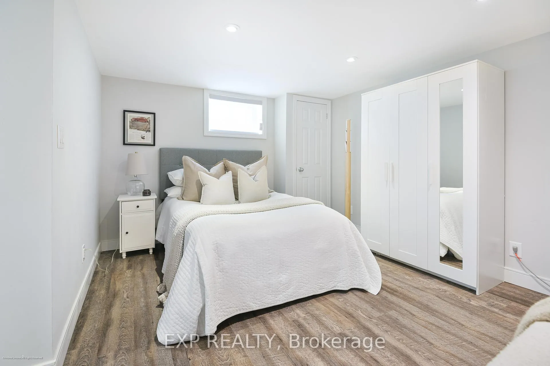 Photo 31 of 125 Treeview Drive, Etobicoke, Alderwood — HOMEH