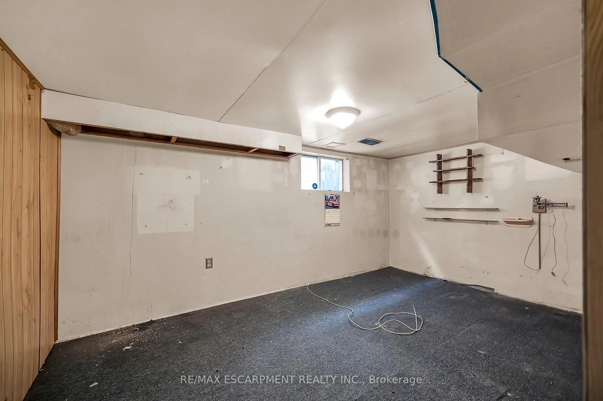 Photo 16 of 1256 Cannon Street E, Hamilton, Crown Point — HOMEH