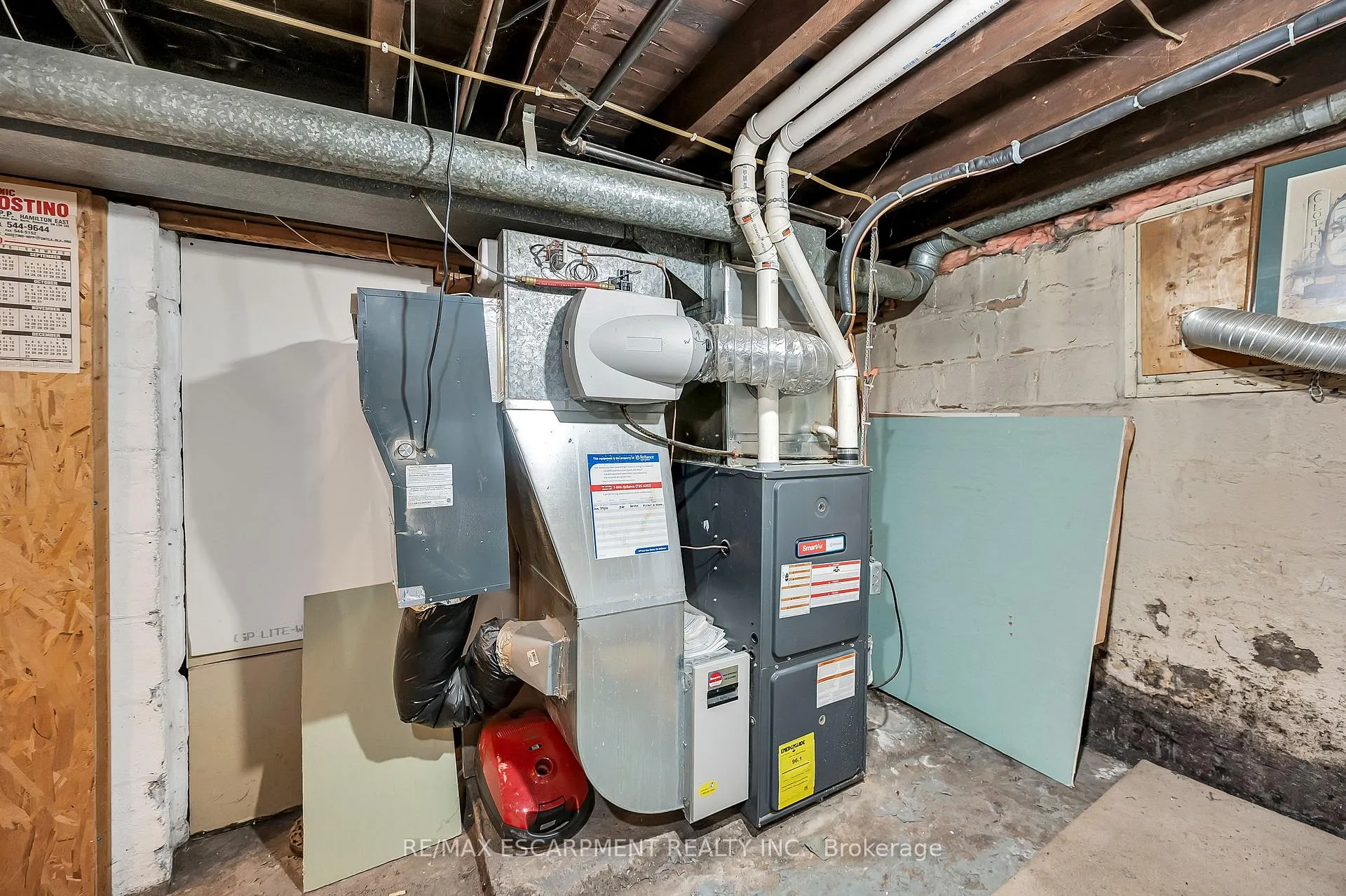 Photo 18 of 1256 Cannon Street E, Hamilton, Crown Point — HOMEH