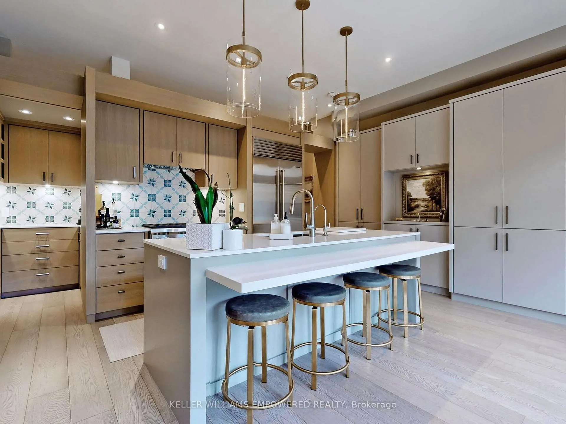 Photo 11 of 10 Webster Avenue, Toronto, The Annex — HOMEH