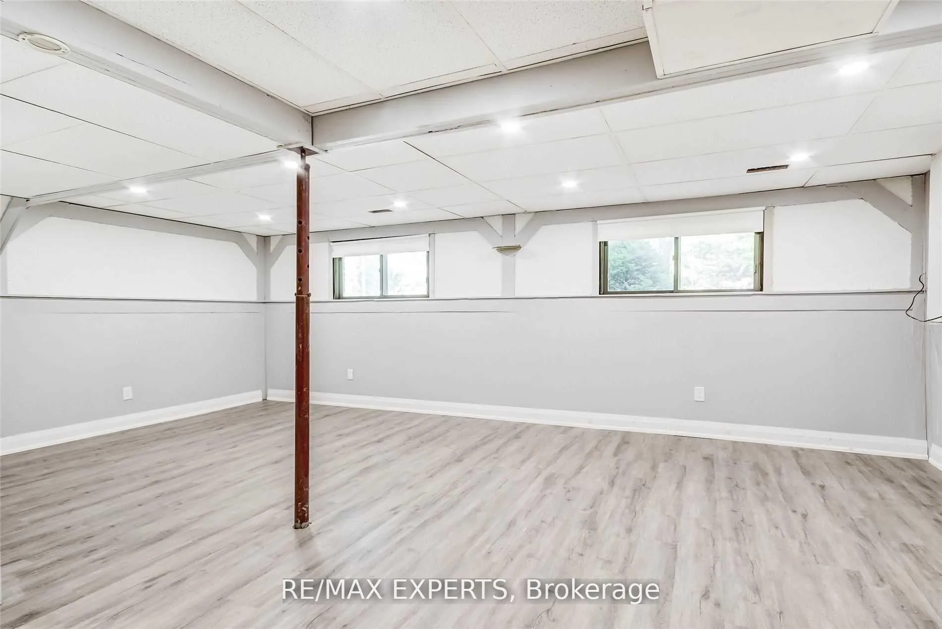 Photo 19 of Unit Lower, 39 The Boulevard, New Tecumseth, Tottenham — HOMEH