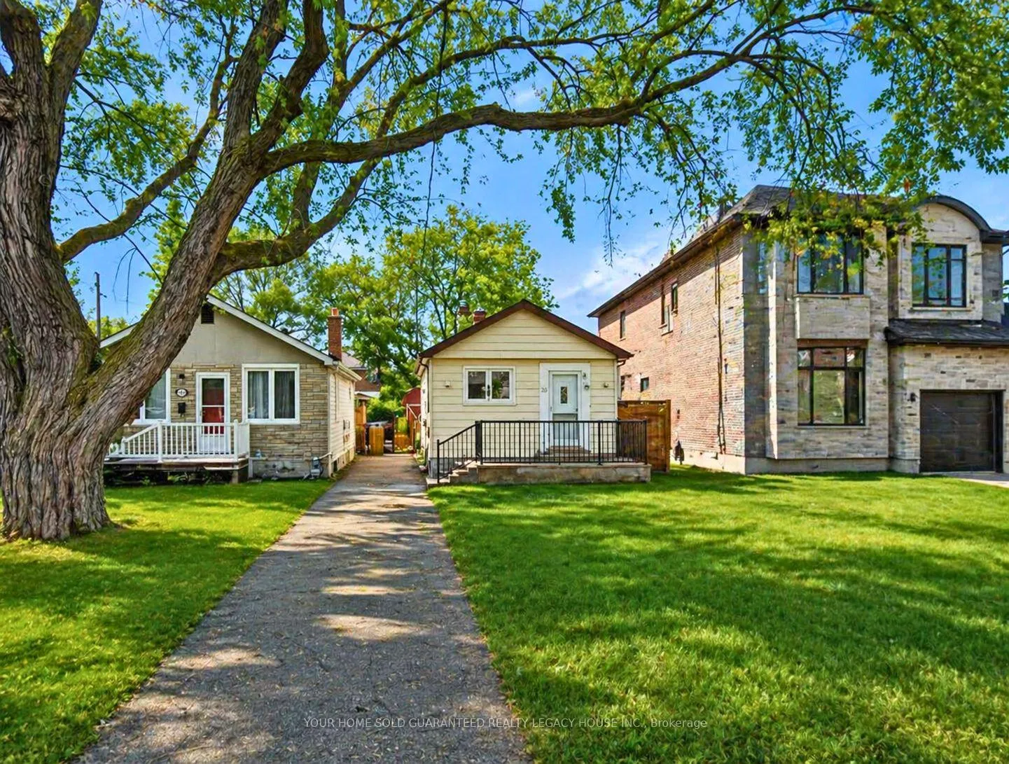 Photo 1 of 22 Albright Avenue, Etobicoke, Alderwood — HOMEH