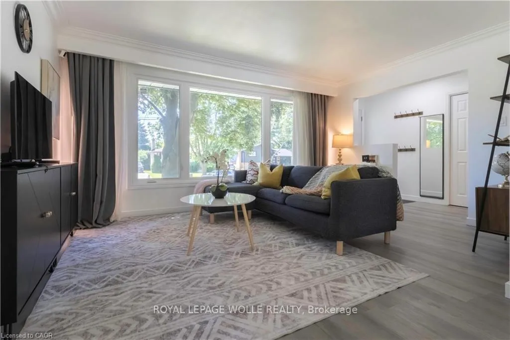 Photo 1 of 34 Golfview Road, Guelph, Victoria North — HOMEH