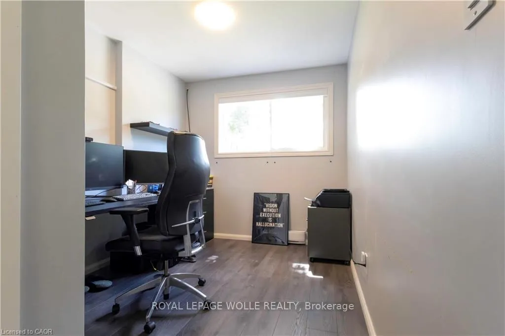 Photo 13 of 34 Golfview Road, Guelph, Victoria North — HOMEH