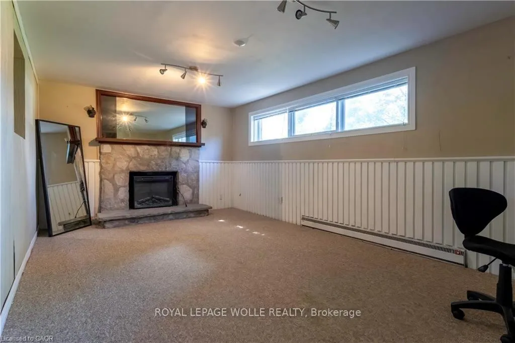 Photo 17 of 34 Golfview Road, Guelph, Victoria North — HOMEH