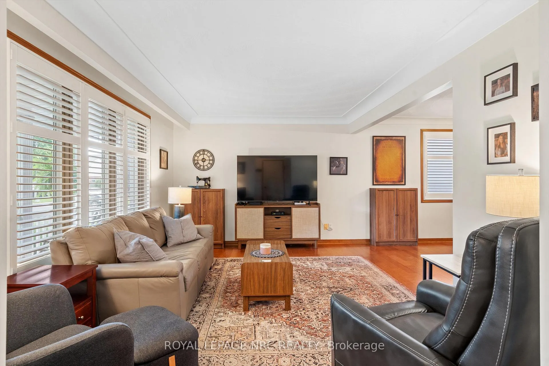 Photo 8 of 16 Bolger Drive, St. Catharines, Lakeport — HOMEH