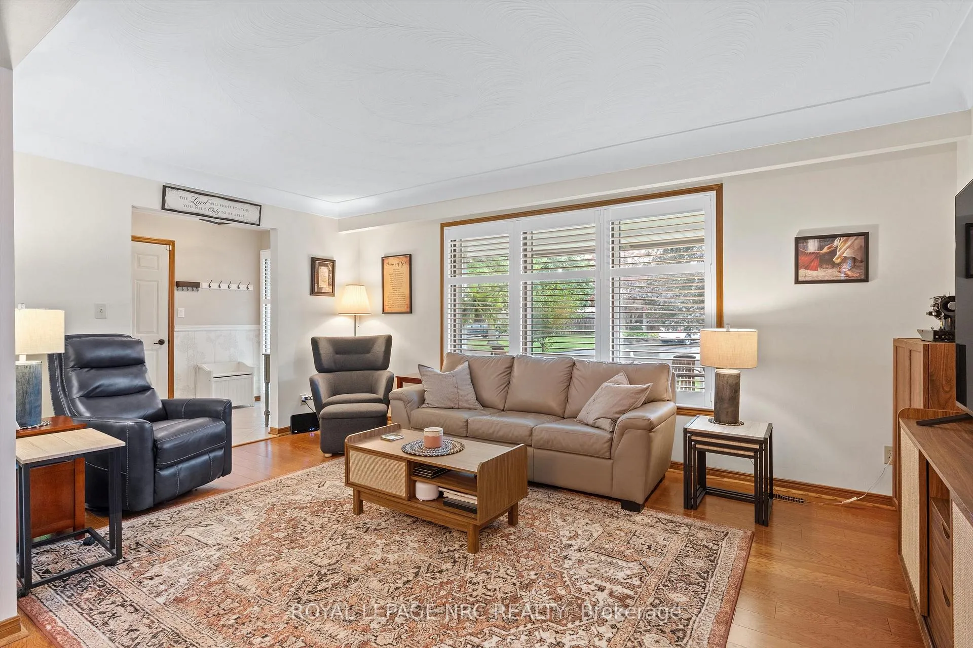 Photo 9 of 16 Bolger Drive, St. Catharines, Lakeport — HOMEH