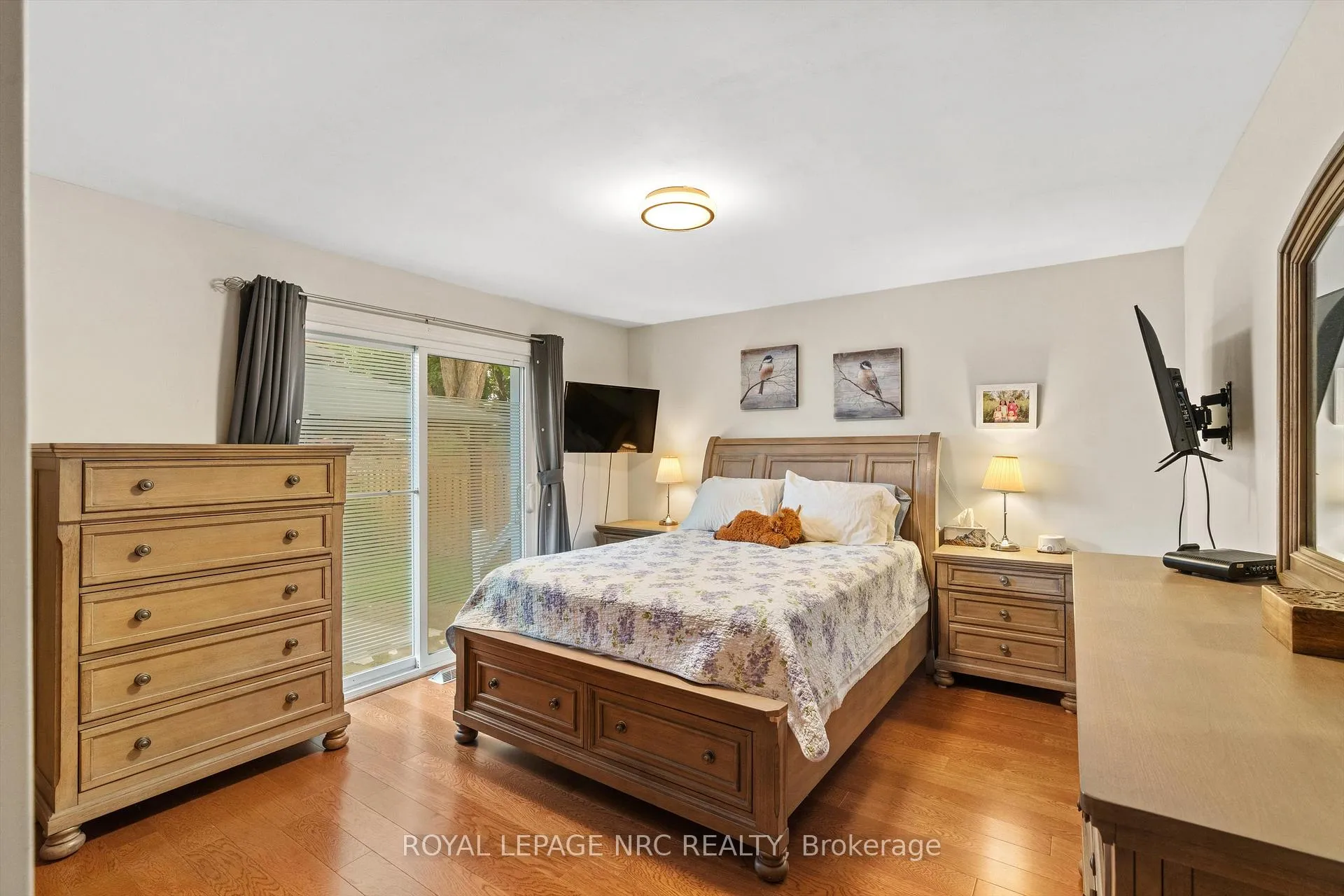 Photo 18 of 16 Bolger Drive, St. Catharines, Lakeport — HOMEH