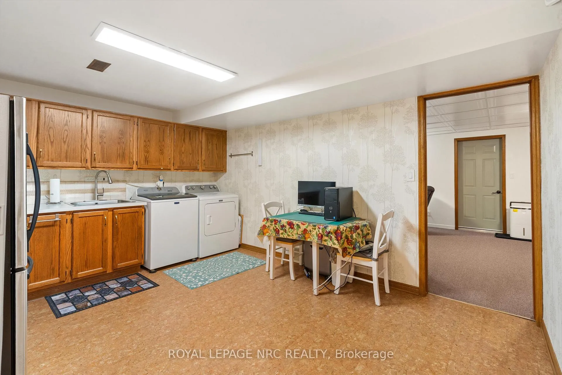 Photo 25 of 16 Bolger Drive, St. Catharines, Lakeport — HOMEH