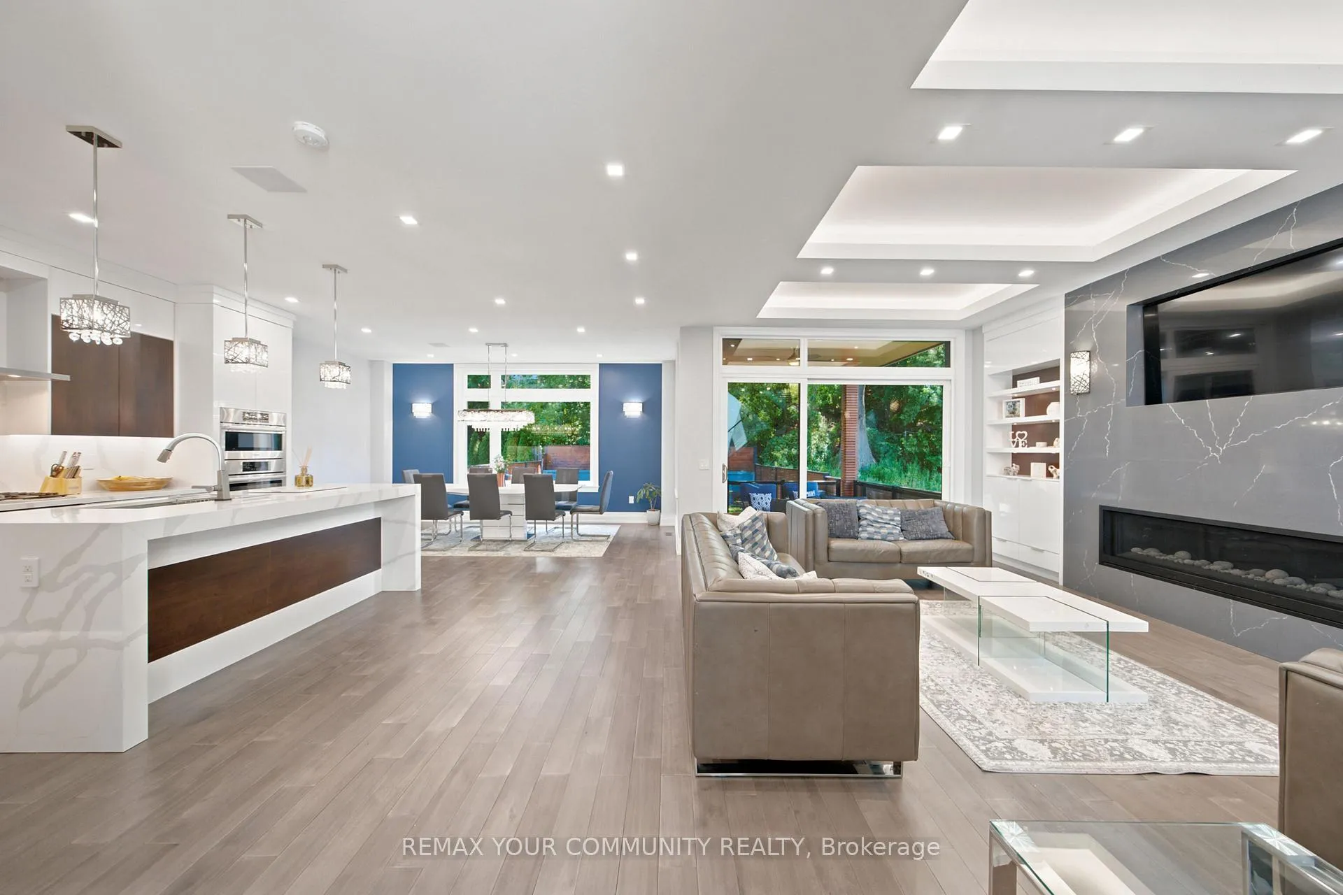Photo 8 of 59 Cynthia Road, Toronto, Rockcliffe-Smythe — HOMEH