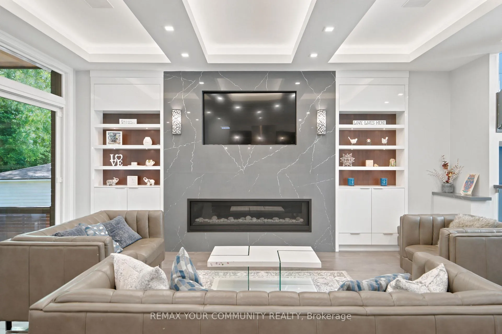 Photo 10 of 59 Cynthia Road, Toronto, Rockcliffe-Smythe — HOMEH