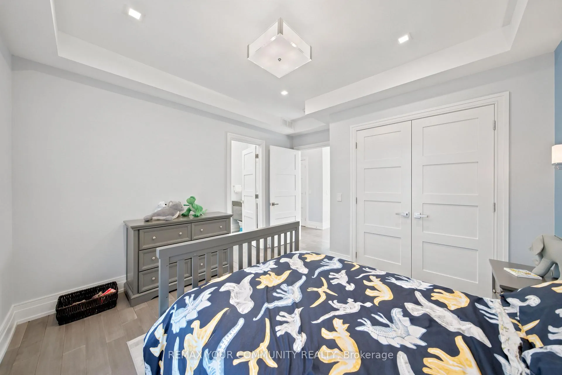 Photo 35 of 59 Cynthia Road, Toronto, Rockcliffe-Smythe — HOMEH
