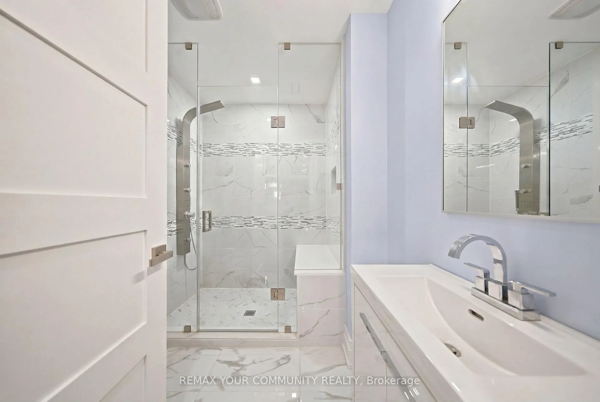 Photo 42 of 59 Cynthia Road, Toronto, Rockcliffe-Smythe — HOMEH