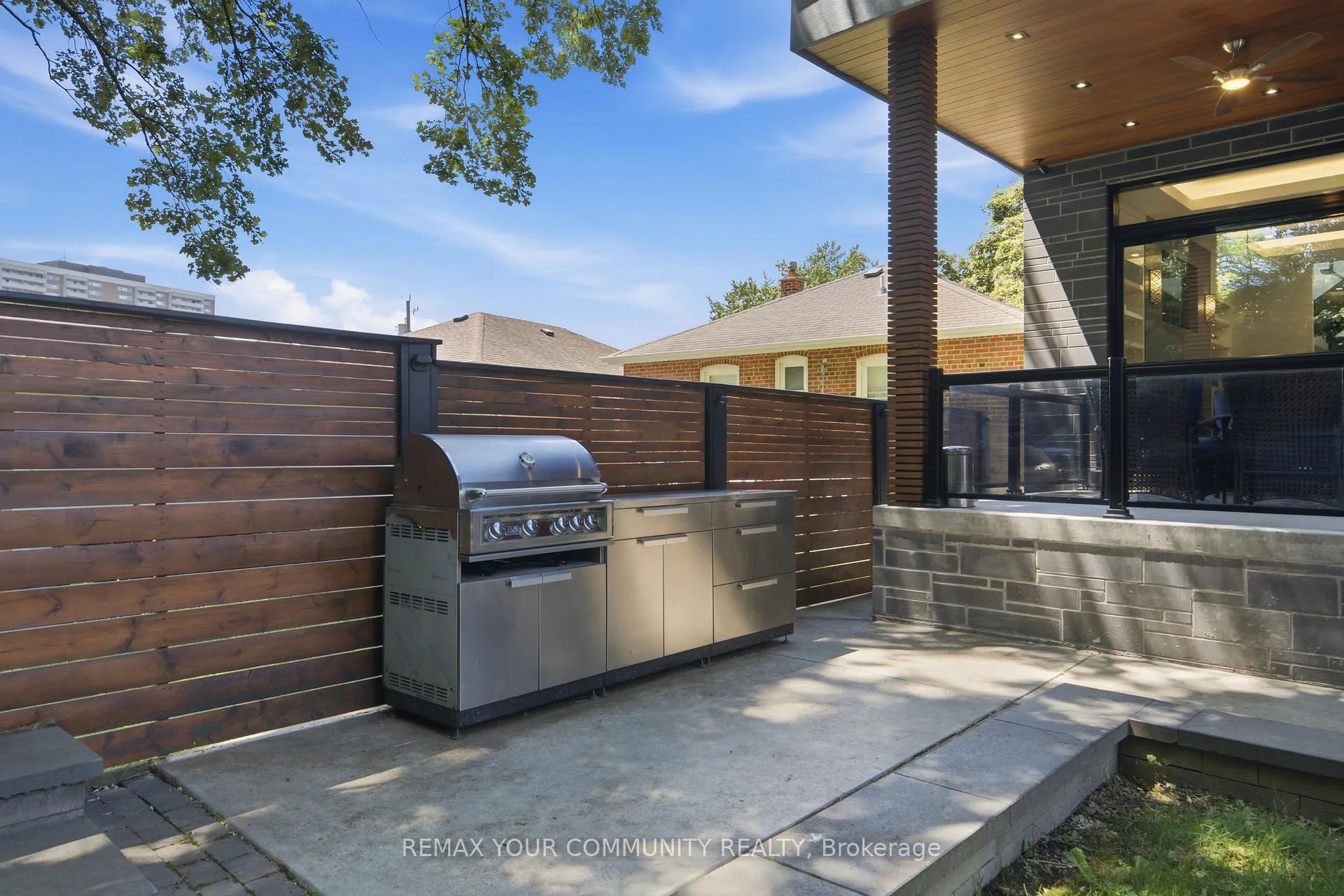 Photo 47 of 59 Cynthia Road, Toronto, Rockcliffe-Smythe — HOMEH