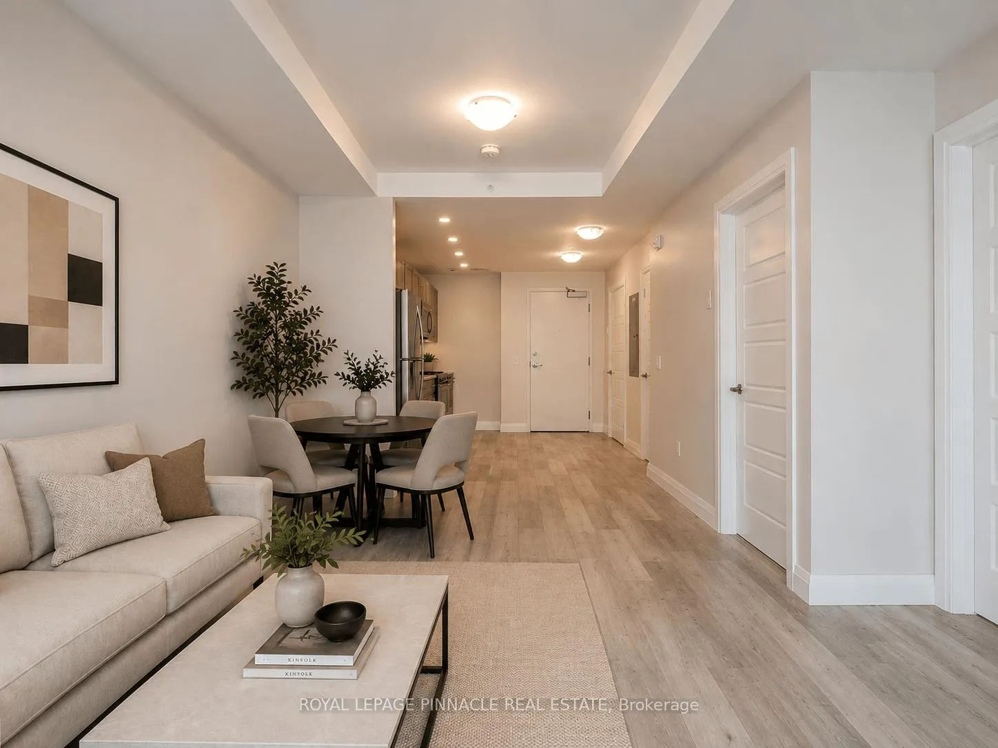Photo 9 of Unit 101, 5 Wake Robin Drive, Kitchener, Larentian West — HOMEH