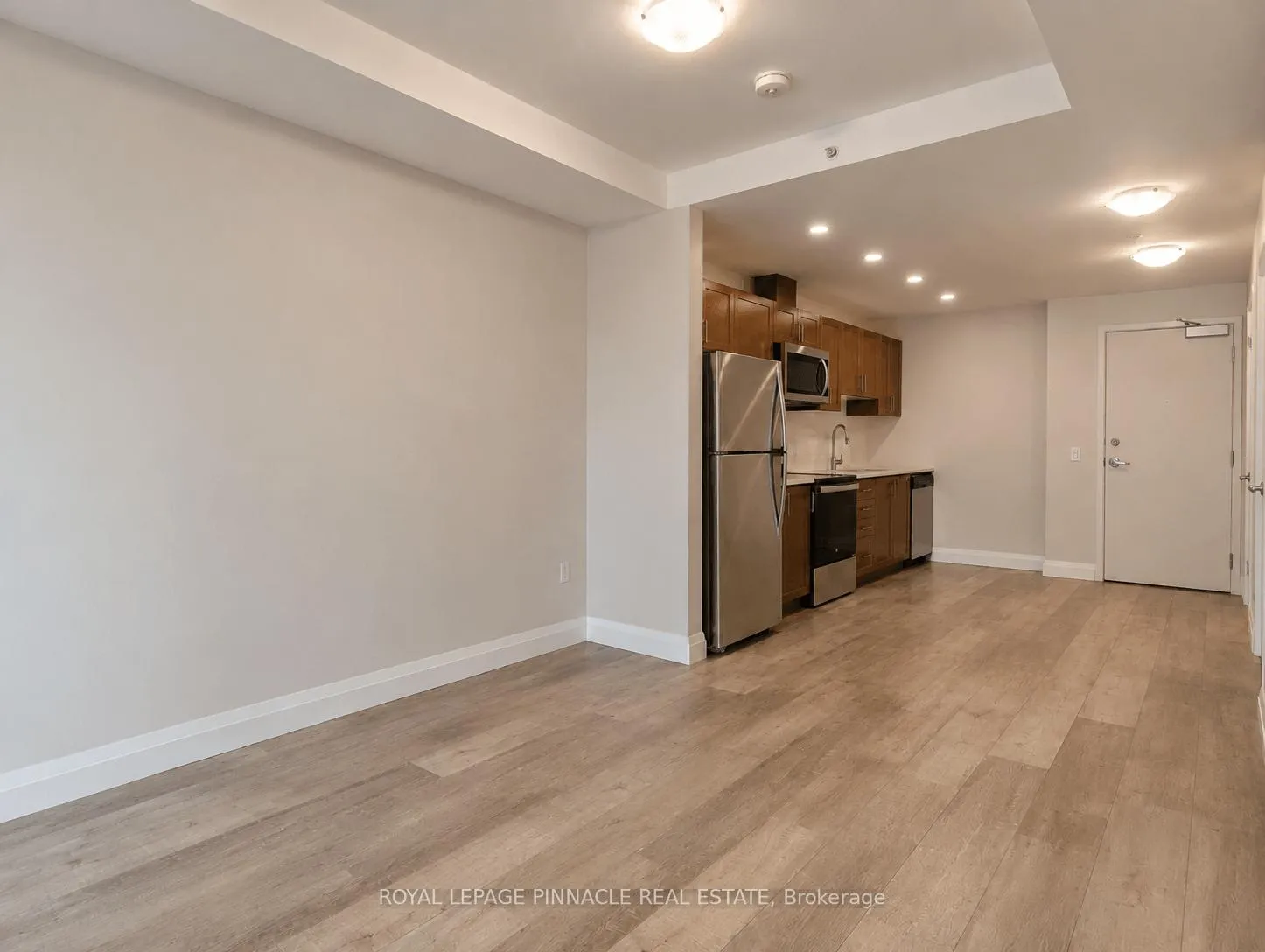 Photo 12 of Unit 101, 5 Wake Robin Drive, Kitchener, Larentian West — HOMEH
