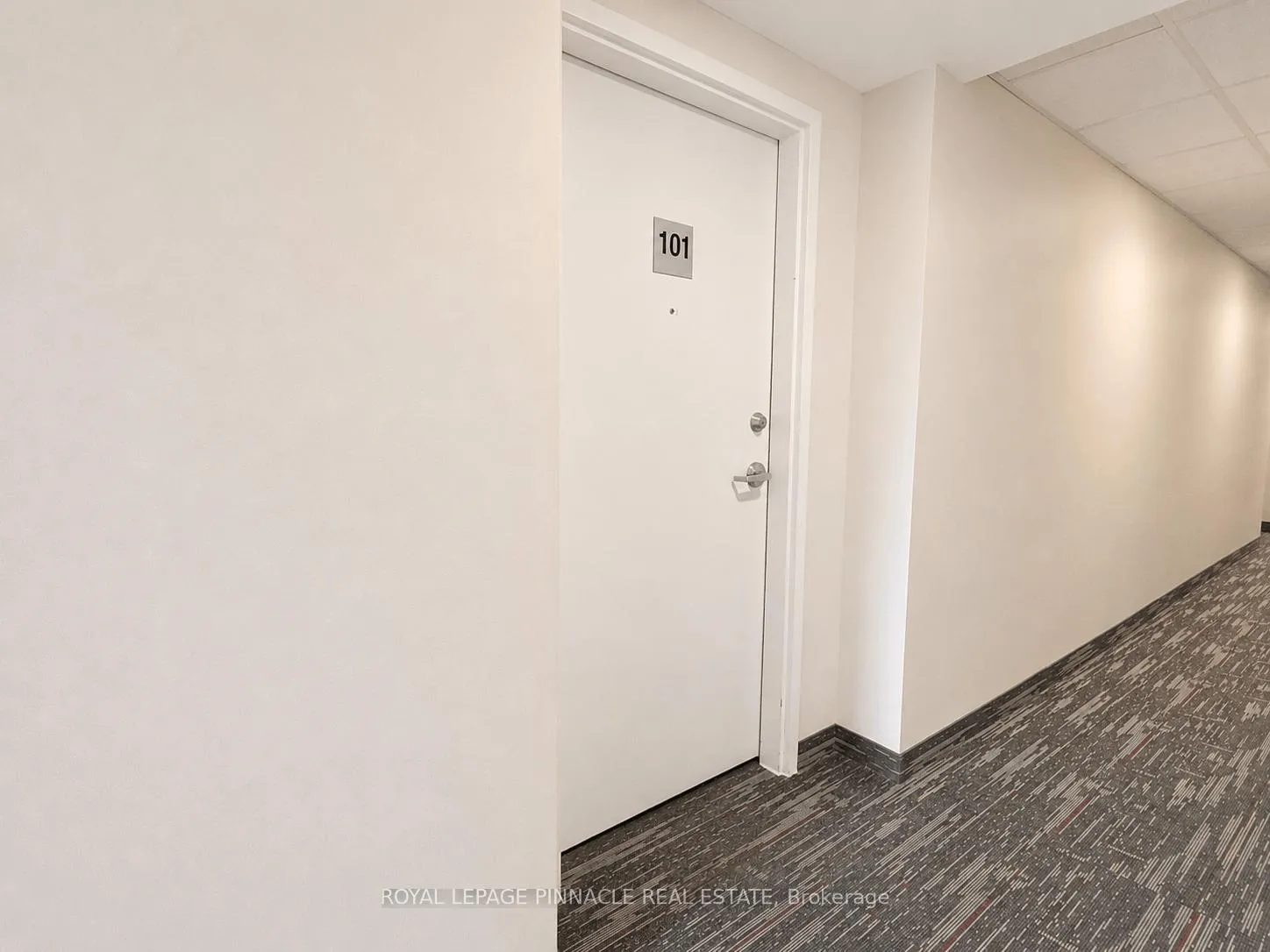 Photo 19 of Unit 101, 5 Wake Robin Drive, Kitchener, Larentian West — HOMEH