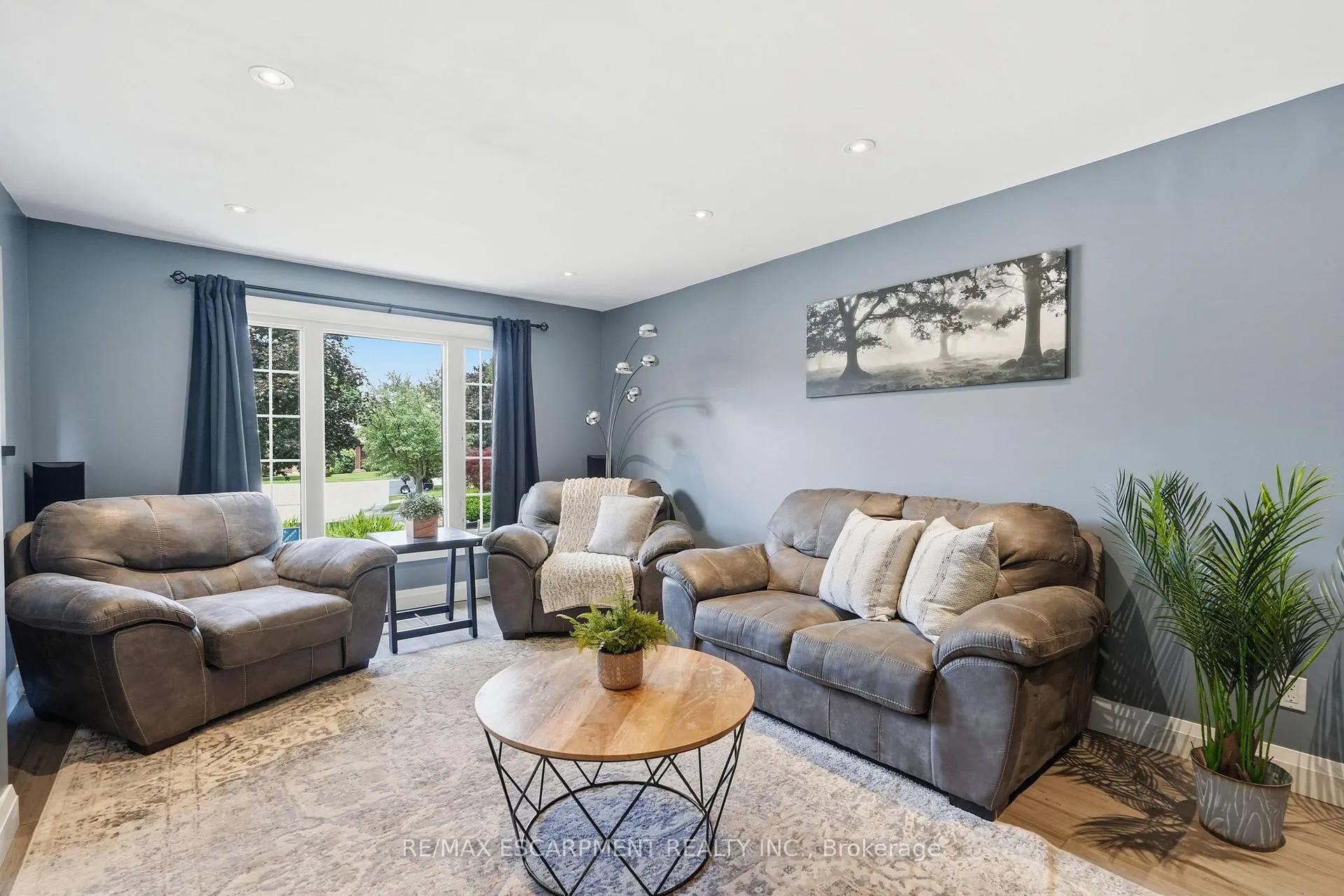Photo 6 of 53 Glaceport Avenue, Hamilton, Waterdown — HOMEH