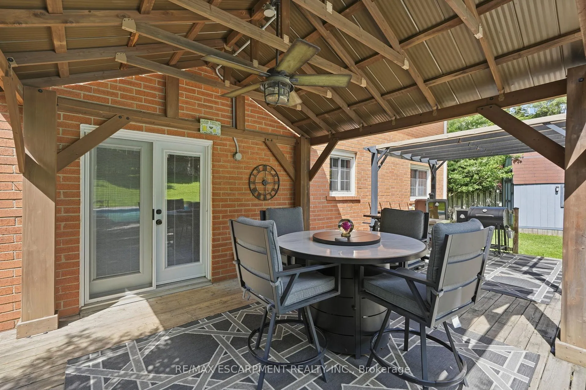Photo 42 of 53 Glaceport Avenue, Hamilton, Waterdown — HOMEH