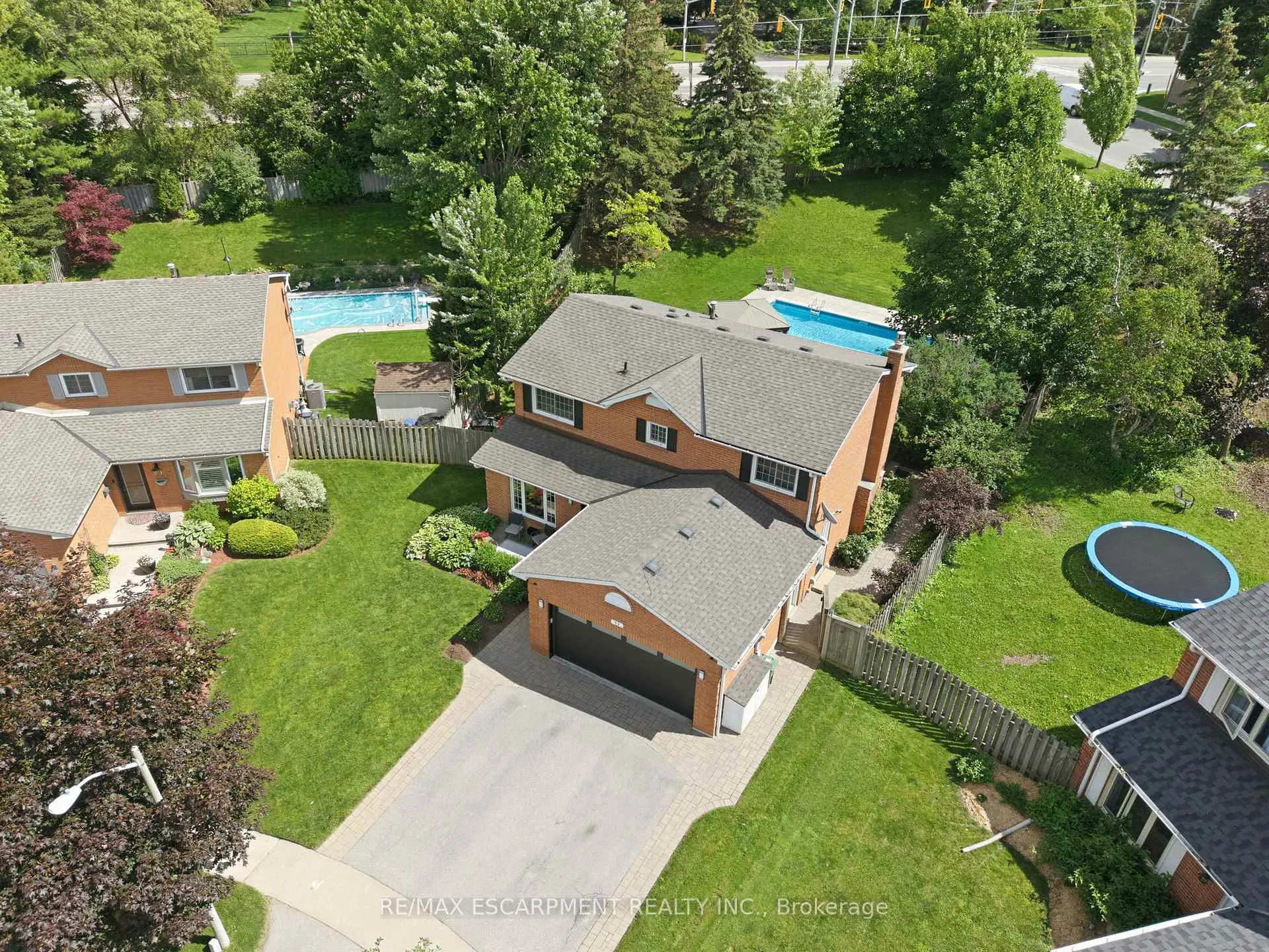 Photo 49 of 53 Glaceport Avenue, Hamilton, Waterdown — HOMEH