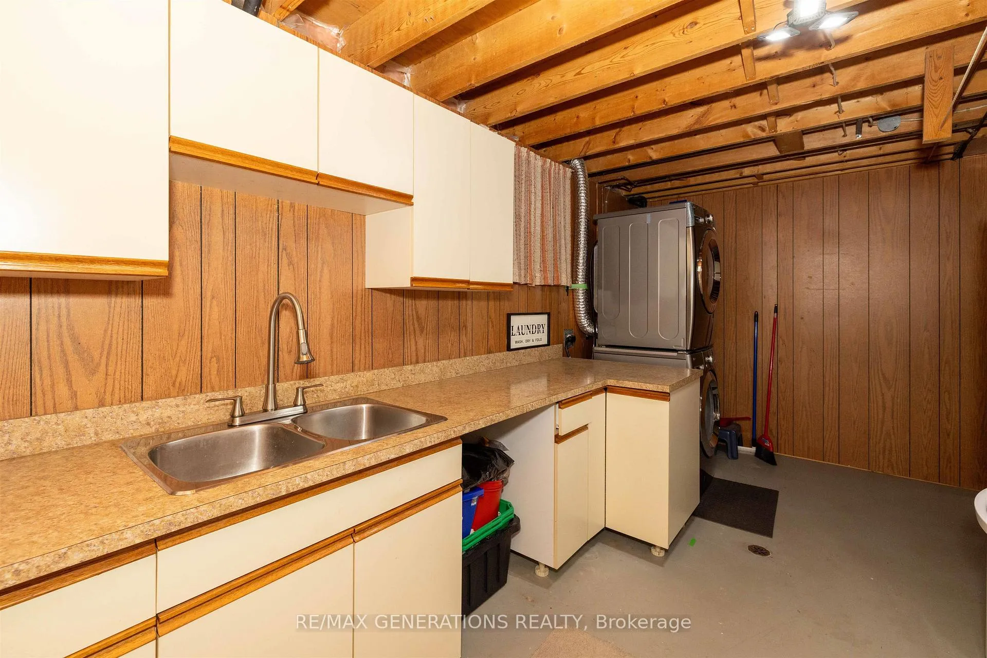 Photo 28 of 361 Adams Street, Thunder Bay, Current River — HOMEH